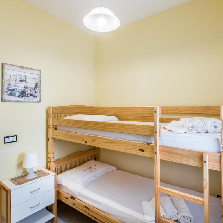 Red house near the sandy beach, parking & wi-fi - Casa con 3 Camere da Letto - 30