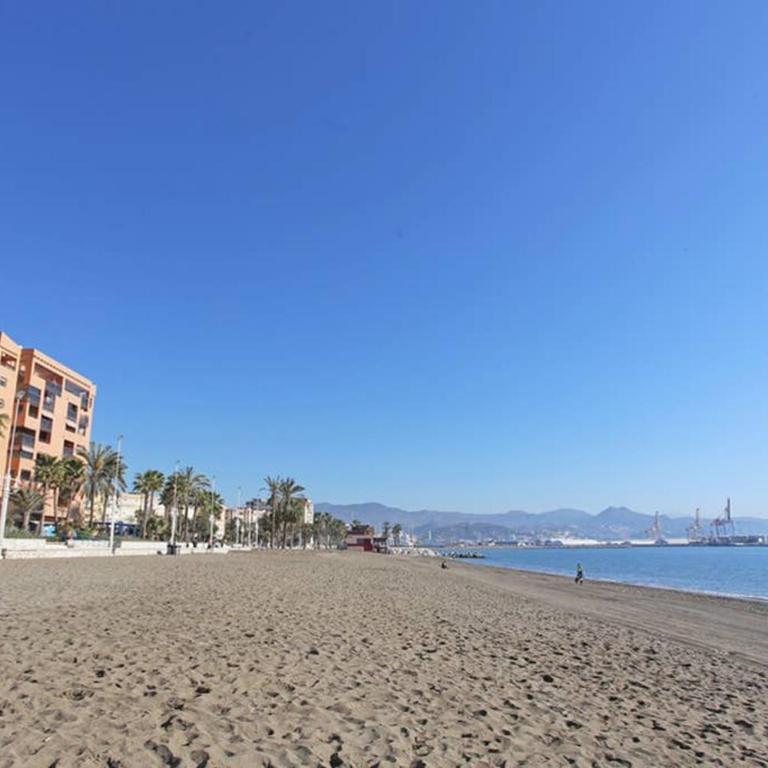 Love Rent4 Málaga Ático con terraza y vistas, parking gratuito - Apartamento de 2 dormitorios - 14