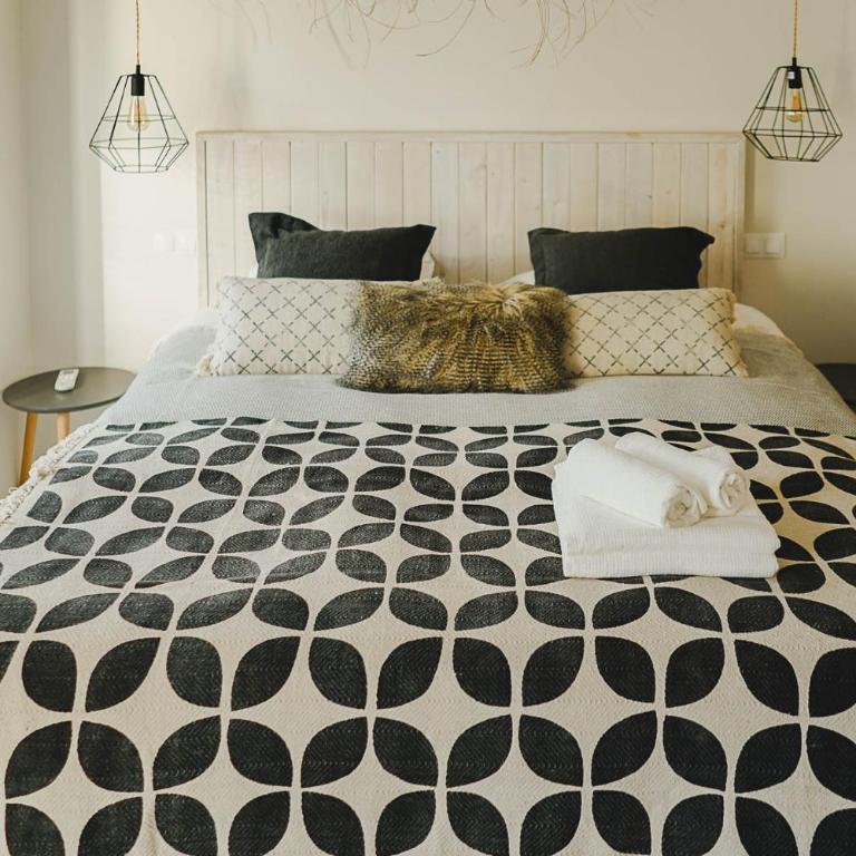 Ronda Center Apartments with Pool - Apartamento Deluxe - 13