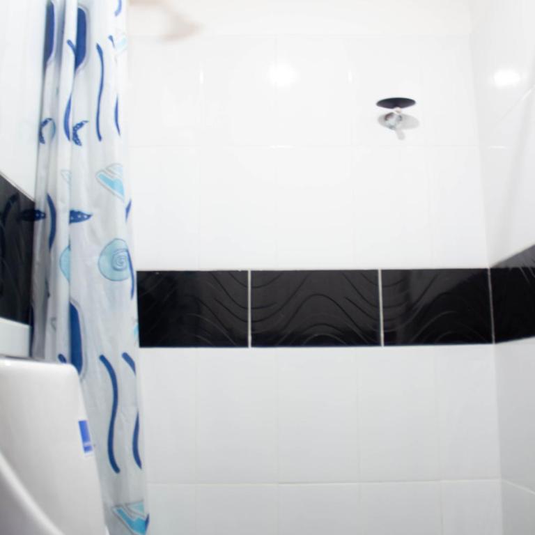 Hostal Luna Llena - Budget Double Room - 1