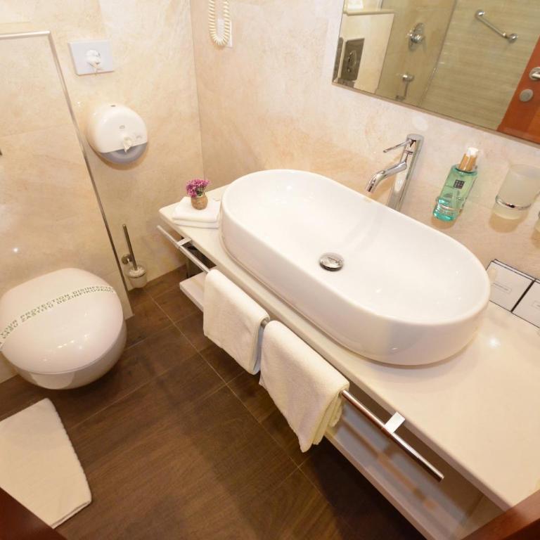 Hotel Porto In - Superior Dvokrevetna Soba sa Bračnim Krevetom/Zasebnim Krevetima - 7