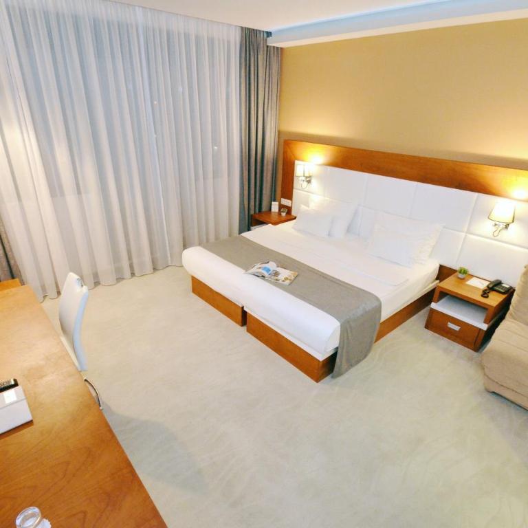 Hotel Porto In - Superior Dvokrevetna Soba sa Bračnim Krevetom/Zasebnim Krevetima - 4