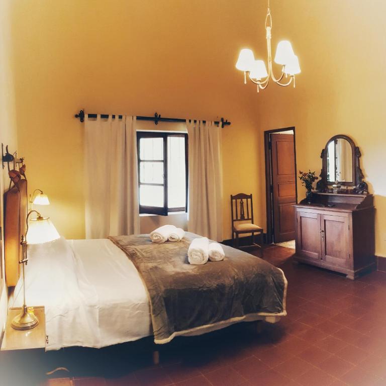 La Sala - Queen Suite - 4