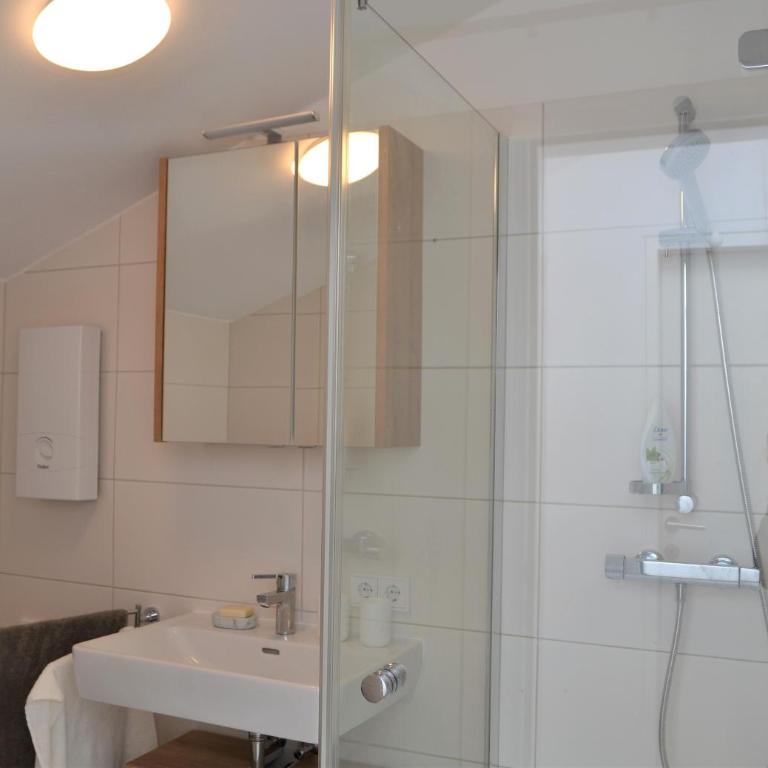 Ferienwohnung mit Seeblick, Unterach am Attersse - Apartment mit 2 Schlafzimmern - 16