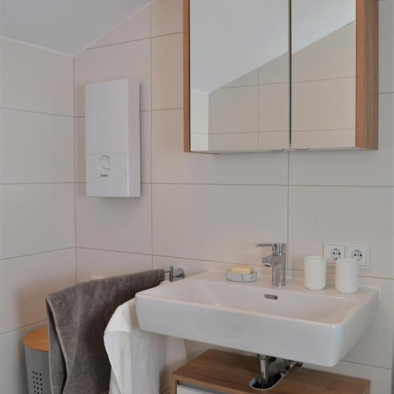 Ferienwohnung mit Seeblick, Unterach am Attersse - Apartment mit 2 Schlafzimmern - 15