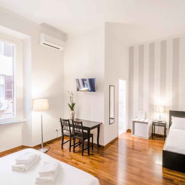 Piazza Cavour Suite - Camera Tripla con Bagno Privato - 3