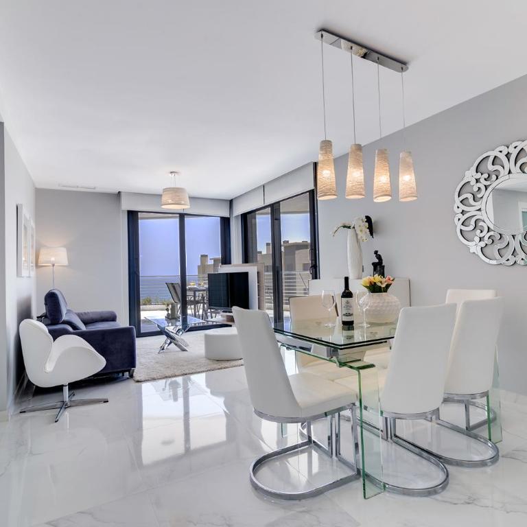 INFINITY SUNNY VIEW Deluxe - Three-Bedroom Apartment - 12