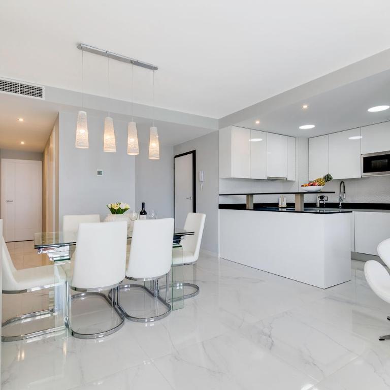 INFINITY SUNNY VIEW Deluxe - Three-Bedroom Apartment - 44
