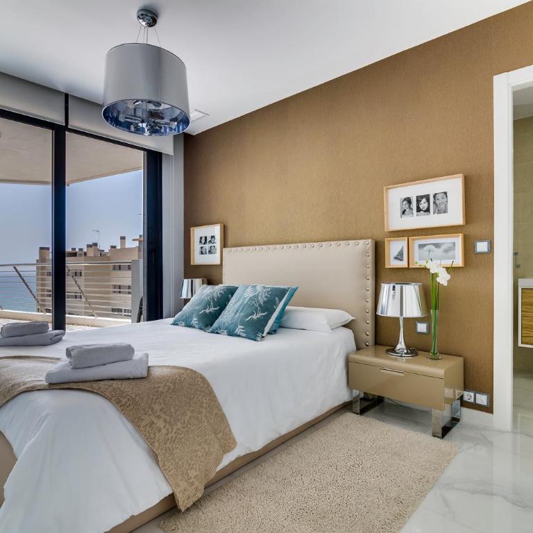 INFINITY SUNNY VIEW Deluxe - Three-Bedroom Apartment - 34