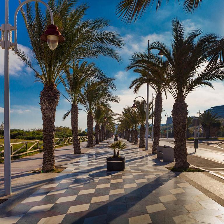 INFINITY SUNNY VIEW Deluxe - Three-Bedroom Apartment - 13