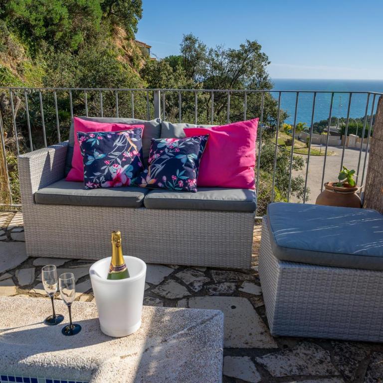 Villa Alpago Piscina Privada Vistas Mar Aire Acondicionado - Casa de 3 dormitorios - 14