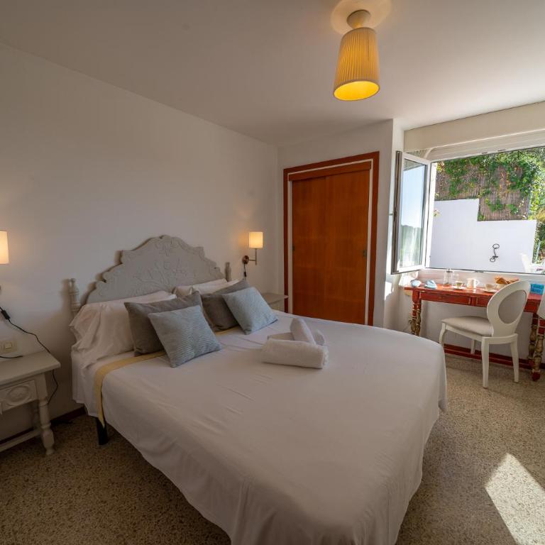 Villa Alpago Piscina Privada Vistas Mar Aire Acondicionado - Casa de 3 dormitorios - 23
