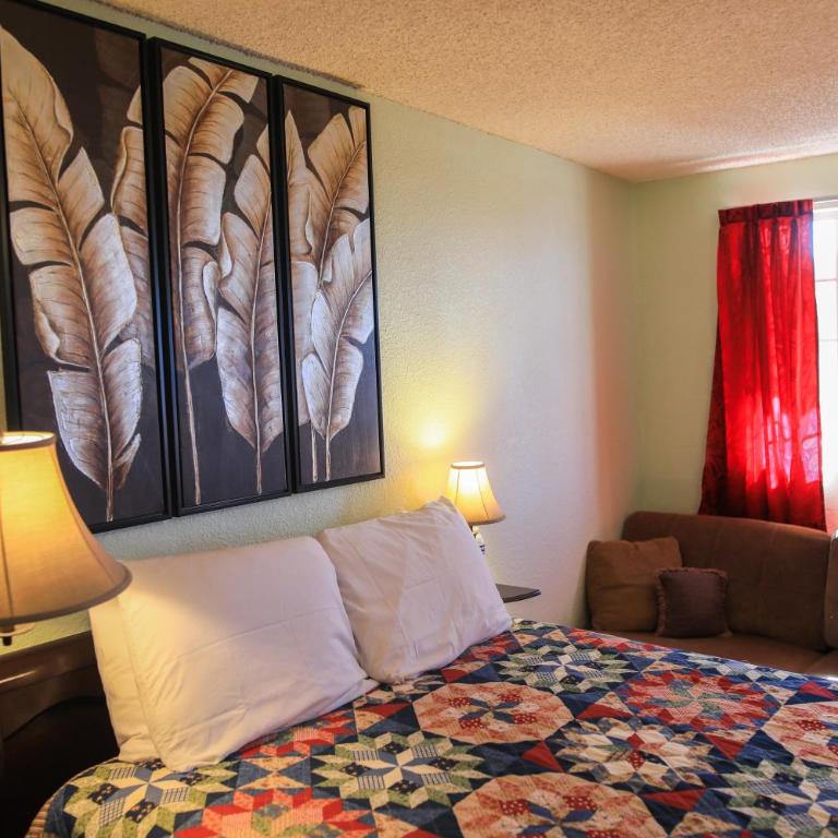 Playa Hermosa Inn at the beach - Queen Room - 3