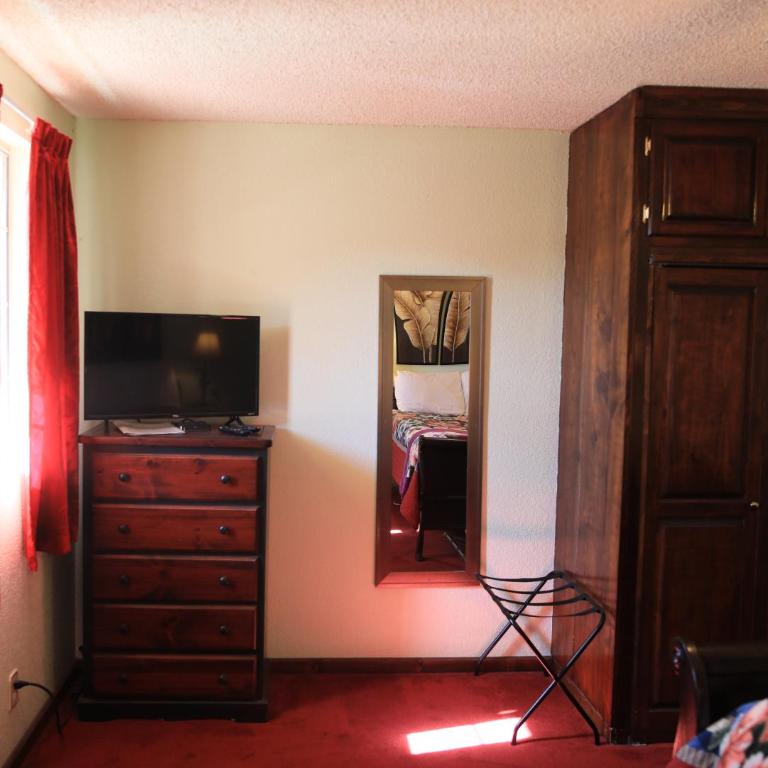 Playa Hermosa Inn at the beach - Queen Room - 4
