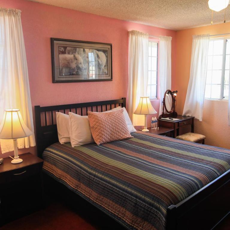 Playa Hermosa Inn at the beach - Queen Room with Sea View - 10