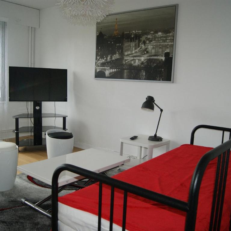 Jordan, proche centre, wifi, linge, produits, ménage, - Apartamento Estudio - 2