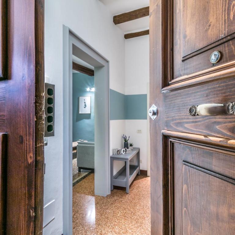 FamilyBO Apartments Santo Stefano - Two-Bedroom Apartment - 22