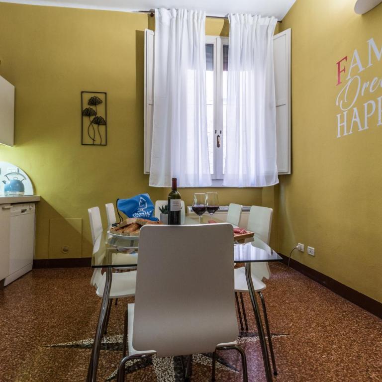 FamilyBO Apartments Santo Stefano - Two-Bedroom Apartment - 28