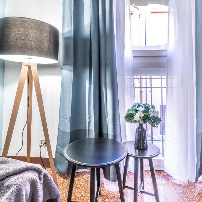 FamilyBO Apartments Santo Stefano - Two-Bedroom Apartment - 32