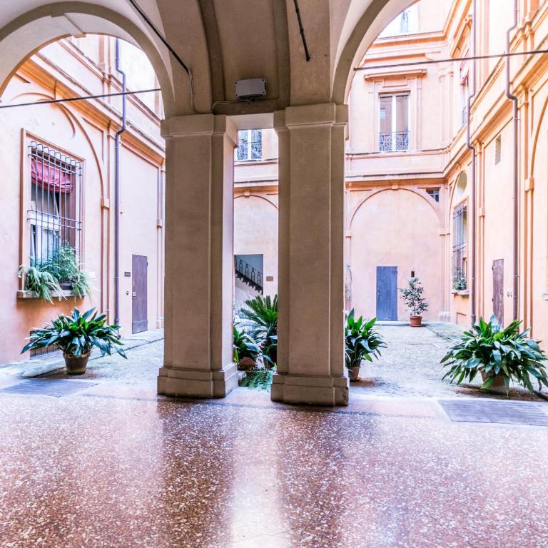 FamilyBO Apartments Santo Stefano - Two-Bedroom Apartment - 33