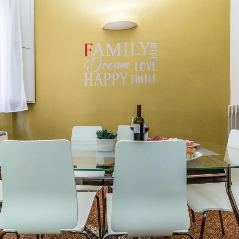 FamilyBO Apartments Santo Stefano - Two-Bedroom Apartment - 44