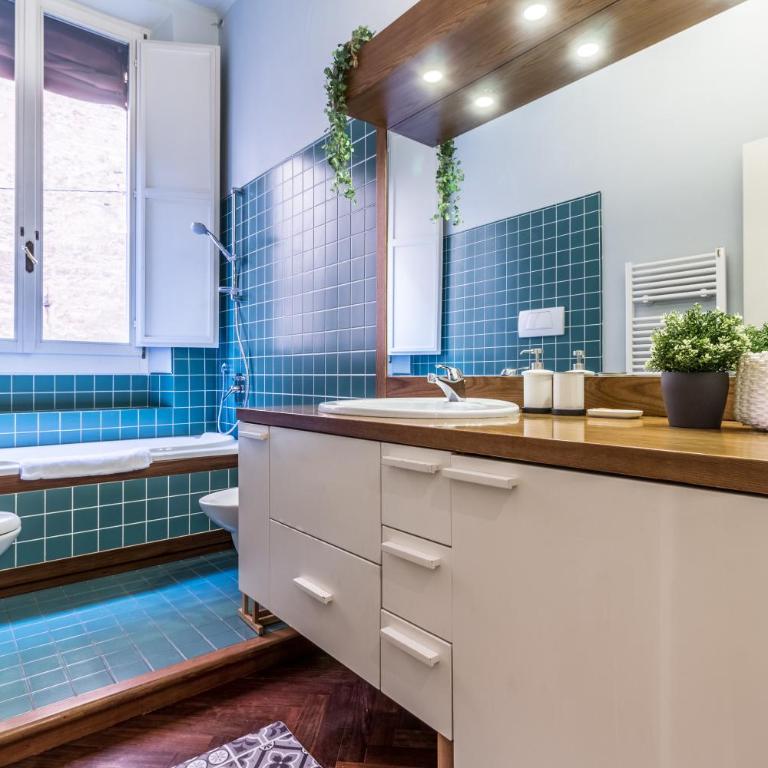FamilyBO Apartments Santo Stefano - Two-Bedroom Apartment - 46