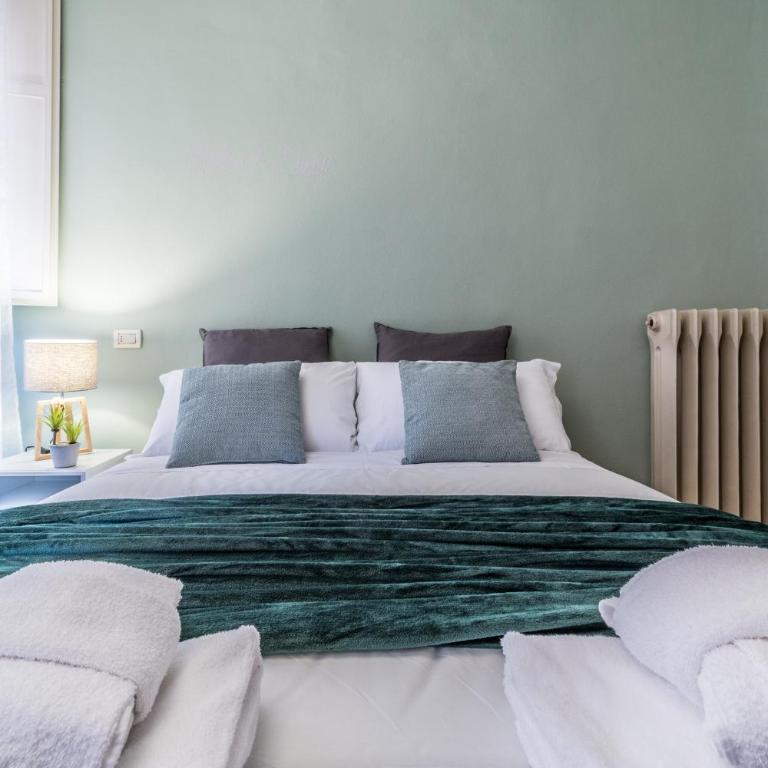 FamilyBO Apartments Santo Stefano - Two-Bedroom Apartment - 56