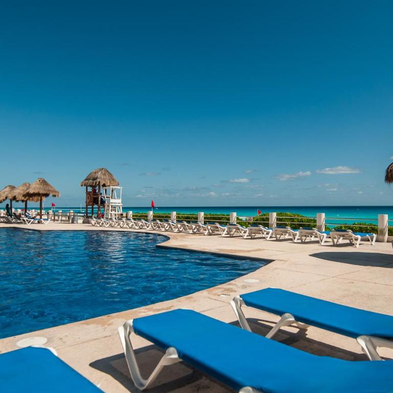 HotelZone L16 Beach Access - One-Bedroom Apartment - 13