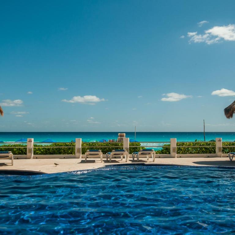 HotelZone L16 Beach Access - One-Bedroom Apartment - 8