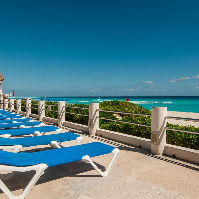 HotelZone L16 Beach Access - One-Bedroom Apartment - 12