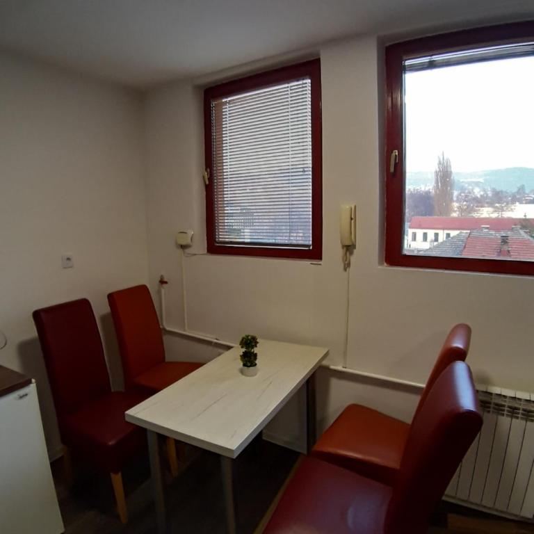 Cumurija Bridge Accommodation - Studio sa Pogledom na Planinu - 3