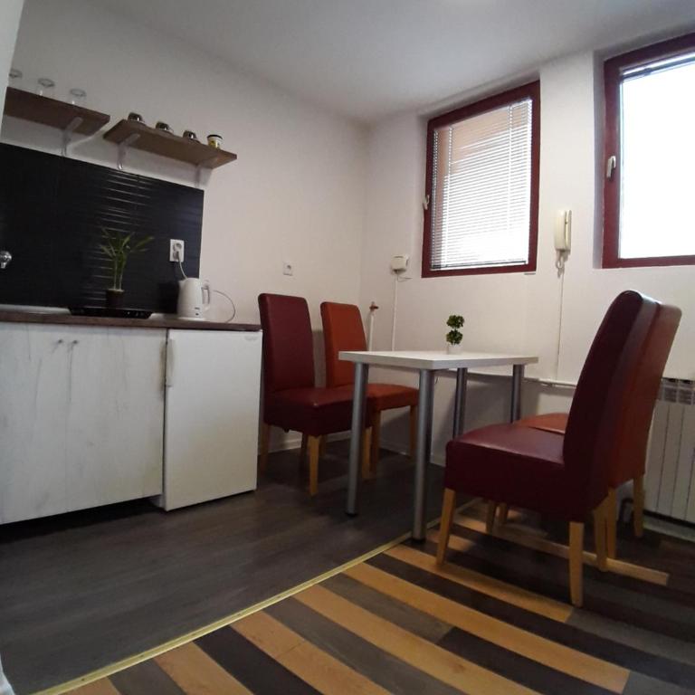 Cumurija Bridge Accommodation - Studio sa Pogledom na Planinu - 4
