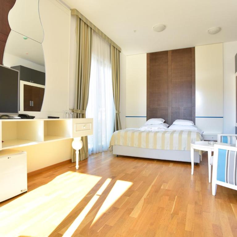 BARBETA Accommodation - Double Room with Balcony - 3
