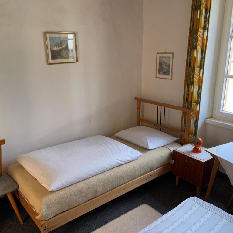 Gasthof Albergo Ressmair - Camera Tripla Economy con Bagno in Comune - 5
