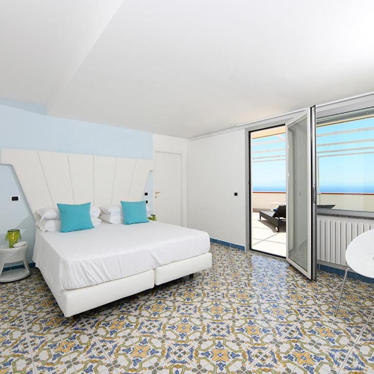 Hotel Villa Felice Relais - Junior Suite con Terrazza e Vista Mare - 5