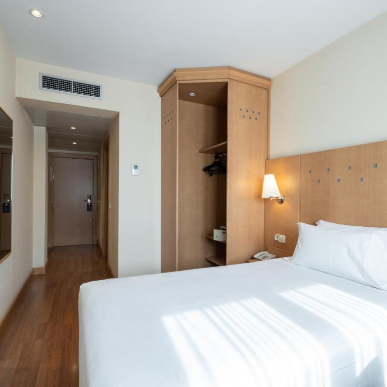 Catalonia La Maquinista - Single Room - 2