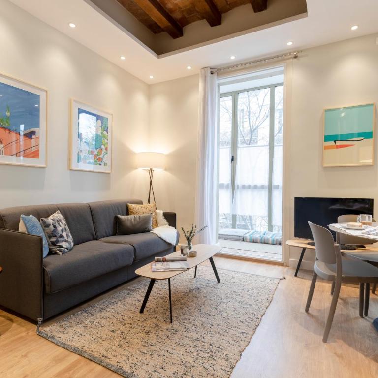 Aspasios Urquinaona Apartments - Two-Bedroom Apartment (2-4 Adults) - 11