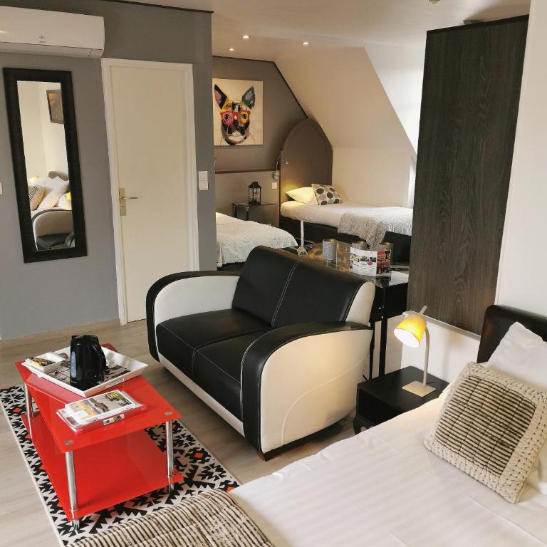 Les Terrasses de Saumur - Hôtel & Appartements - Restaurant & Spa (Logis) - Chambre Quadruple - 1