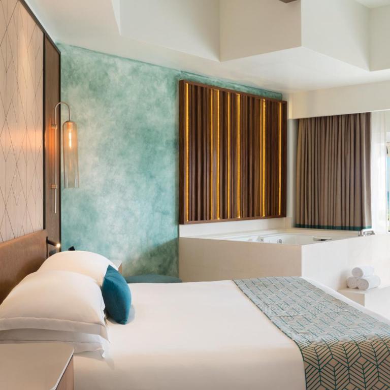 Hyatt Vivid Playa Del Carmen All-Inclusive Adult Only Resort - Suite Junior frente al océano con salida directa al exterior - 1 cama extragrande - 2