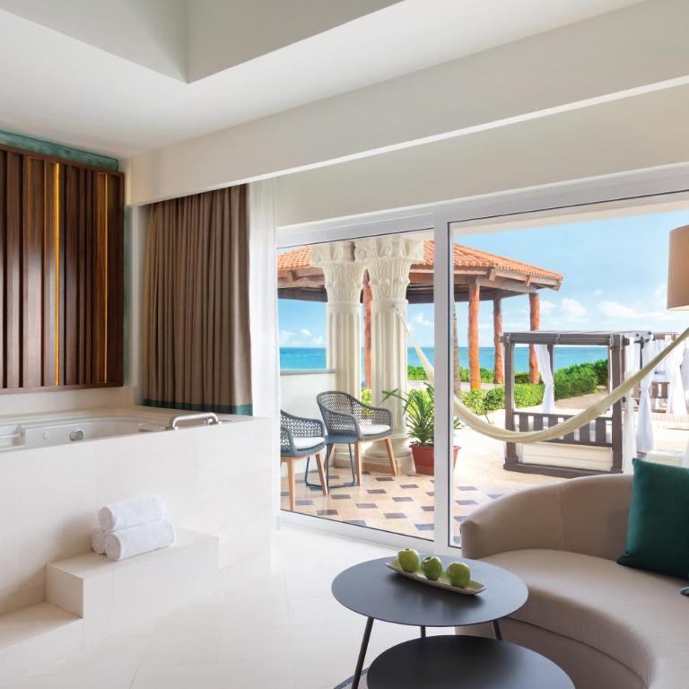 Hyatt Vivid Playa Del Carmen All-Inclusive Adult Only Resort - Suite Junior frente al océano con salida directa al exterior - 1 cama extragrande - 4
