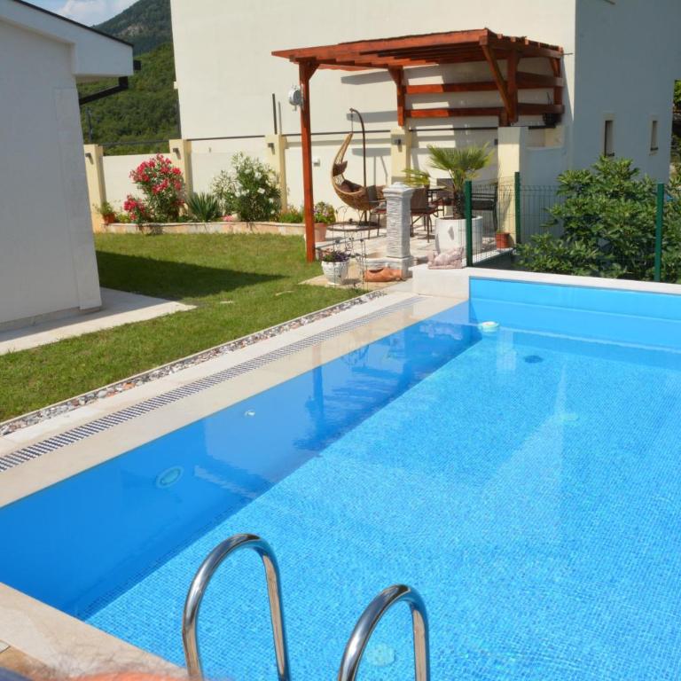 Vila Pelinovo - Three-Bedroom Villa - 13