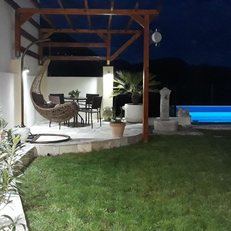 Vila Pelinovo - Three-Bedroom Villa - 28