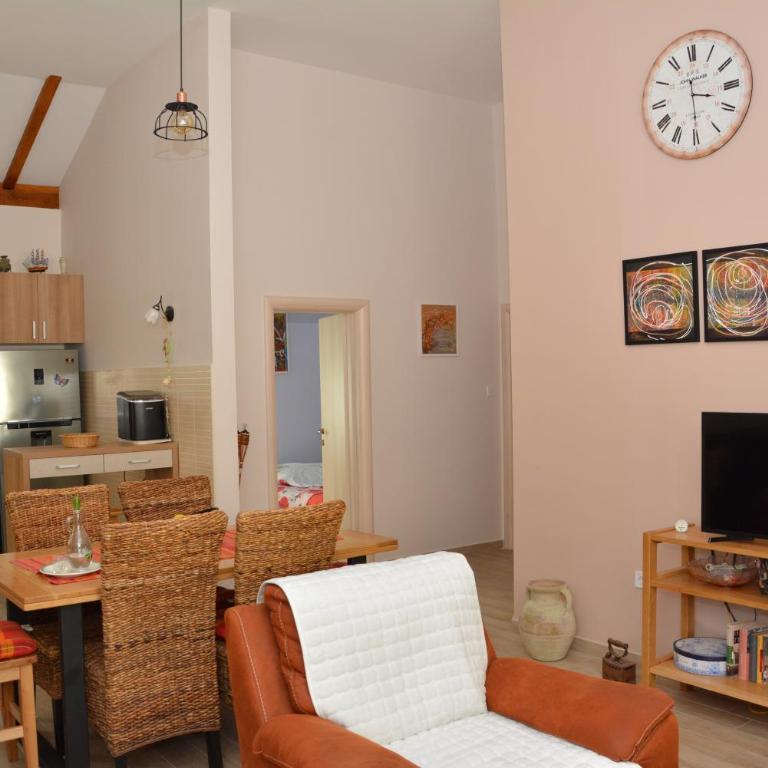 Vila Pelinovo - Three-Bedroom Villa - 14
