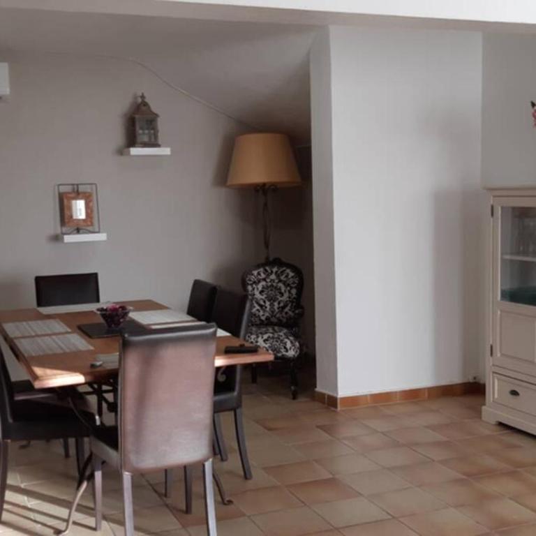 Appartement spacieux et chaleureux à Grasse - Appartement 2 Chambres - 12