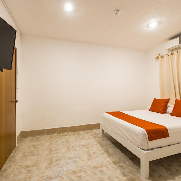 Hotel Caracol Puerto Morelos - Budget Double Room - 3