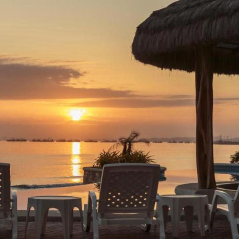 Torre Oceanica en Salinas - Ecuador - Apartamento con vistas al mar - 4
