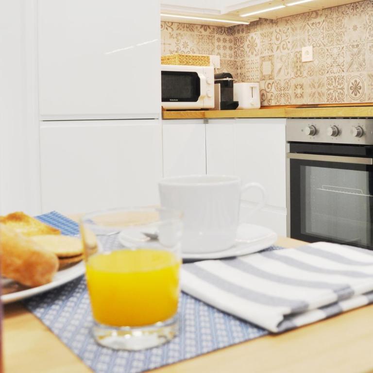 MODERN LOVELY HOUSE GUGGENHEIM - Two-Bedroom Apartment - 22