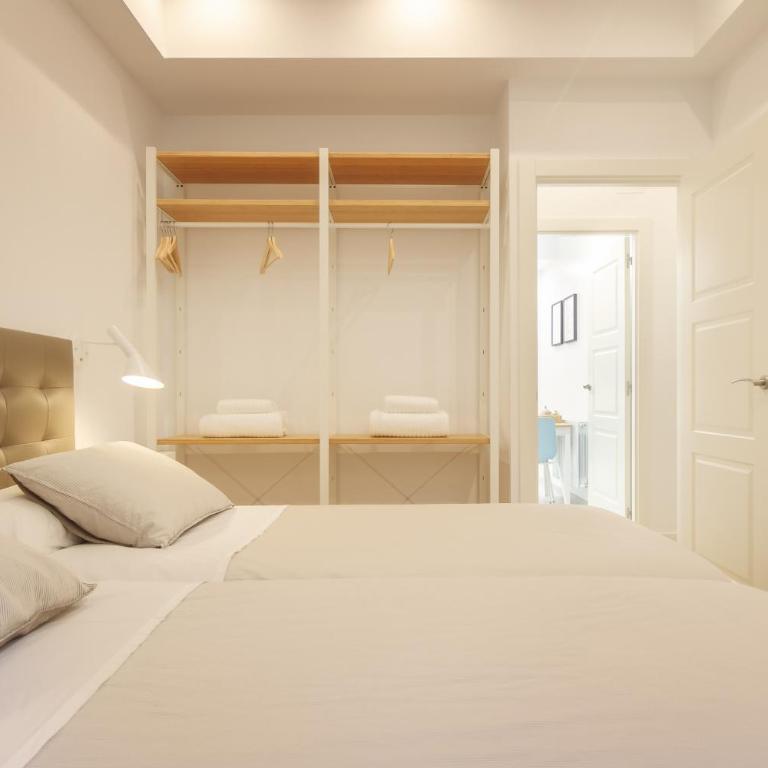 MODERN LOVELY HOUSE GUGGENHEIM - Two-Bedroom Apartment - 17