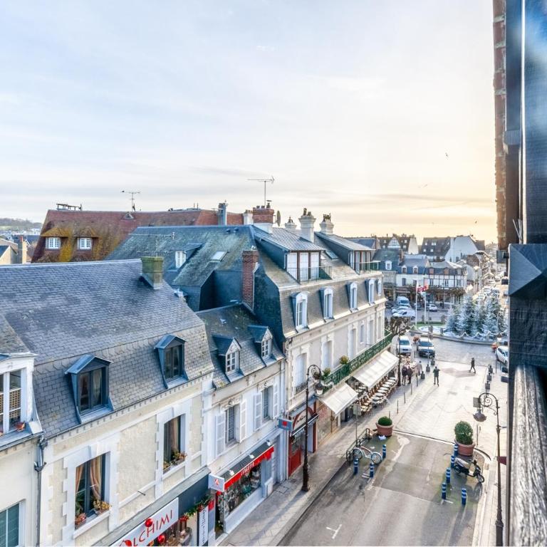Apartment with parking on Place de Morny - Monolocale - 15