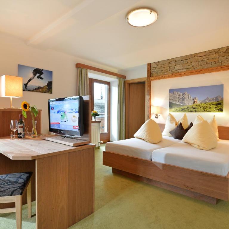 Hotel Reitlwirt - Deluxe Doppelzimmer mit Balkon - 2
